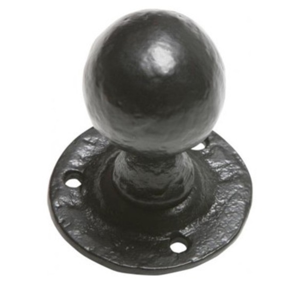 CAST IRON WALL MOUNT KNOB - Picture 1 of 5